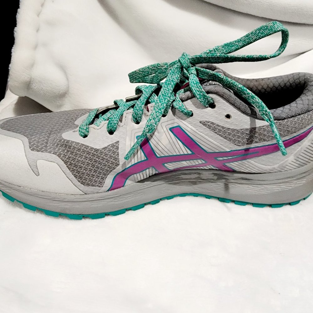 ASICS Women's Gel-Scram 6 Grey Running Shoe